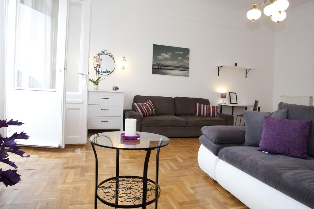 Alice Apartment Budapest Ruang foto