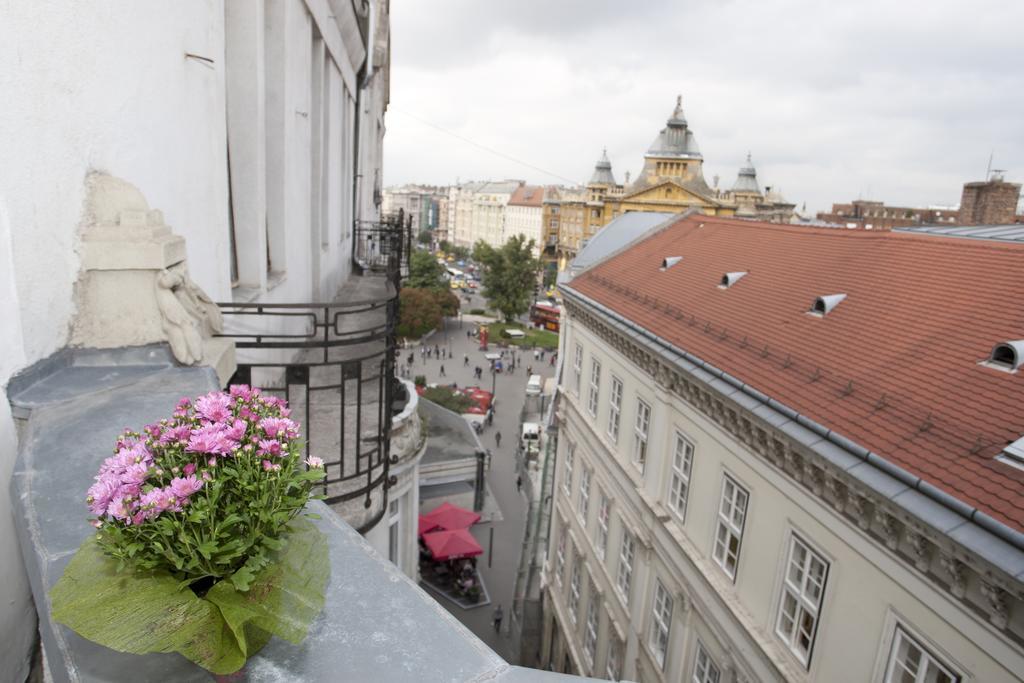 Alice Apartment Budapest Ruang foto
