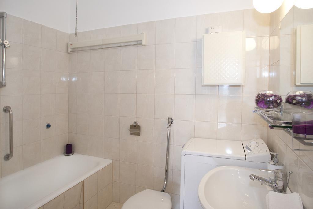 Alice Apartment Budapest Ruang foto